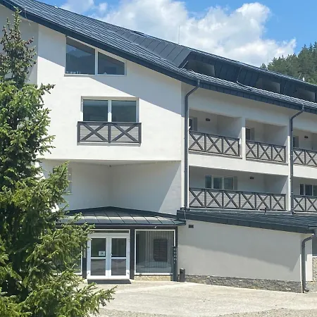 Klara Apartment *